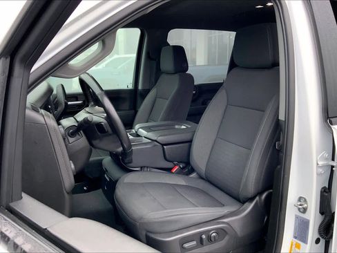 Used 2022 Chevrolet Silverado 2500 LT w/ Convenience Package image 8