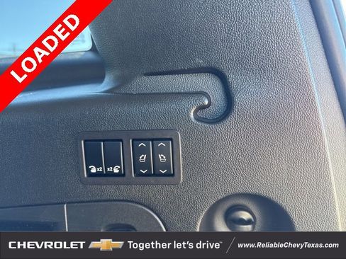 Used 2019 Cadillac Escalade ESV Premium Luxury image 10