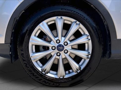 Used 2017 Ford Escape Titanium FWD image 11