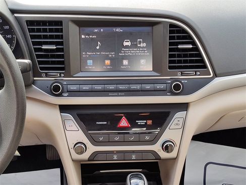 Used 2018 Hyundai Elantra SEL w/ Cargo Package image 26