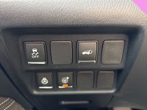 Used 2019 INFINITI QX60 Luxe w/ Essential Package image 8