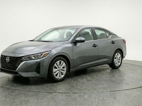 Used 2025 Nissan Sentra S FWD image 3