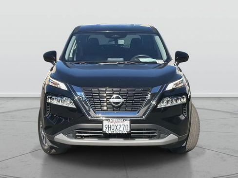 Certified 2023 Nissan Rogue SV image 2