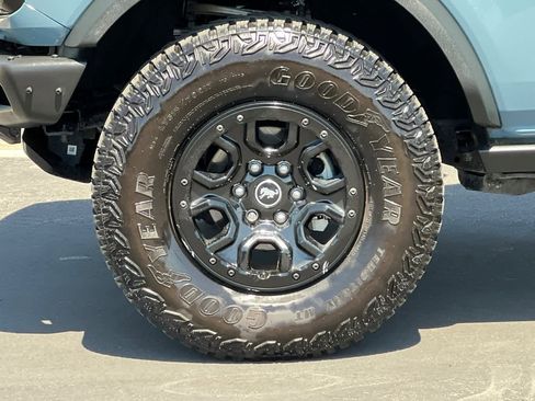 Certified 2021 Ford Bronco First Edition AWD/4WD image 27
