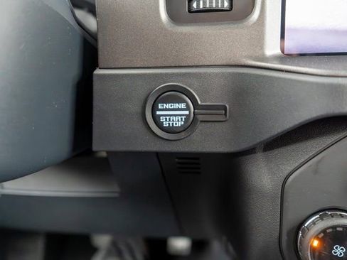 New 2025 Ford Bronco 2-Door AWD/4WD image 17