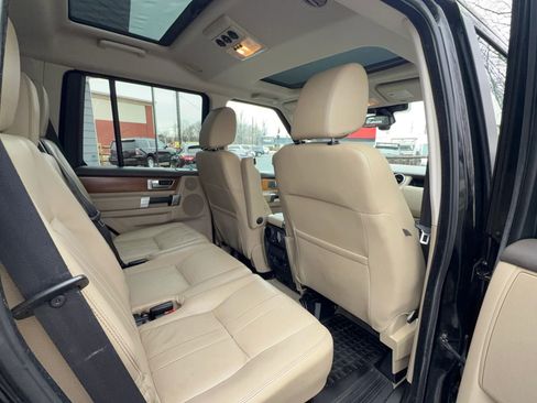 Used 2016 Land Rover LR4 HSE Silver Edition image 22