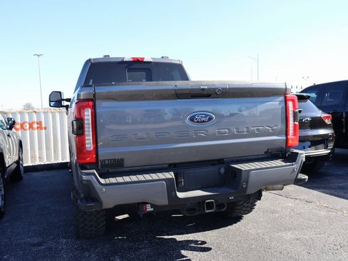 Used 2023 Ford F250 XLT w/ XLT Premium Package image 7
