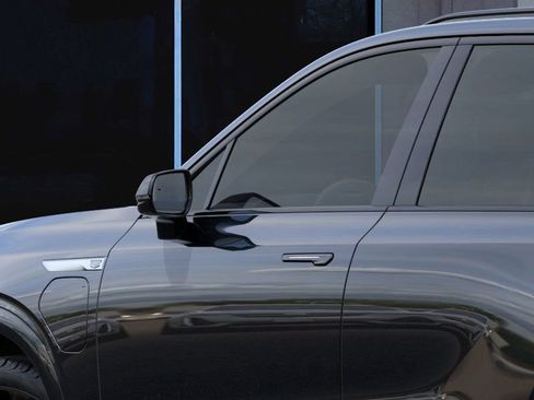 New 2026 Cadillac Vistiq Platinum image 12