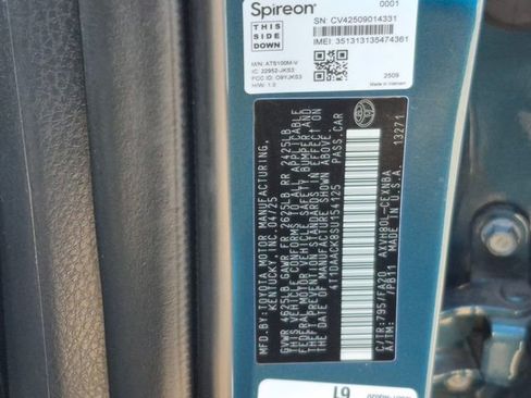 Used 2025 Toyota Camry LE image 20