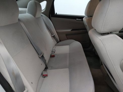 Used 2014 Chevrolet Impala Limited LS FWD image 19