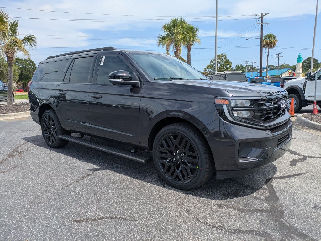New 2027 Ford Expedition Max Platinum w/ Stealth Performance Package AWD/4WD image 2