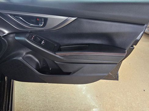 Used 2021 Subaru Crosstrek 2.5i Limited w/ Popular Package #4 image 9