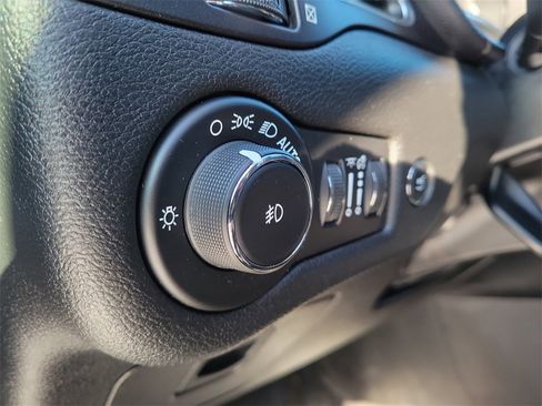 Certified 2020 Jeep Cherokee Trailhawk w/ Comfort/Convenience Group image 23