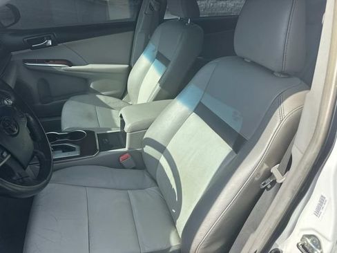 Used 2012 Toyota Camry XLE FWD image 29