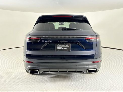 Certified 2023 Porsche Cayenne AWD/4WD image 6