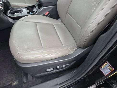 Used 2017 Hyundai Santa Fe Sport w/ 2.4L Tech Package 04 image 12