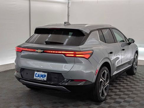 New 2026 Chevrolet Equinox EV LT image 6