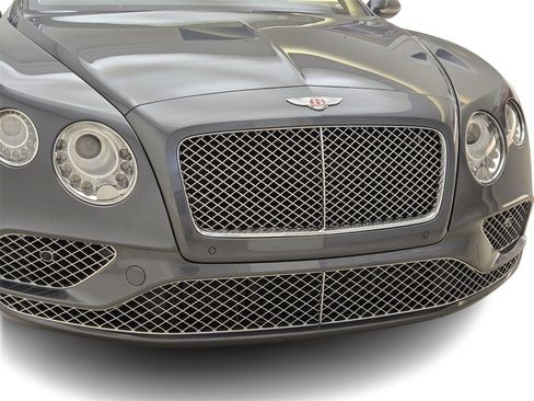 Used 2017 Bentley Continental GT image 9