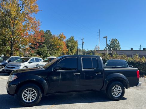 Used 2016 Nissan Frontier SV w/ SV Value Truck Package image 4