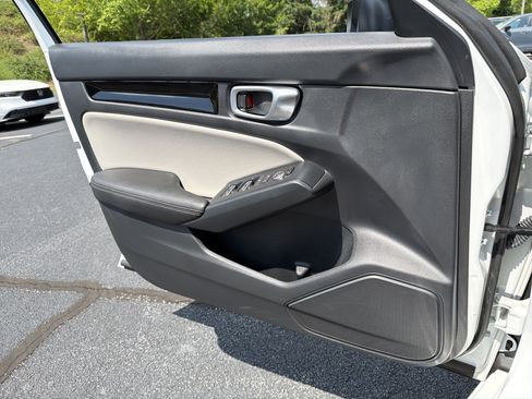 Certified 2024 Honda Civic EX-L image 13