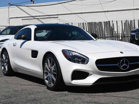 Used 2016 Mercedes-Benz AMG GT S image 7