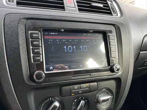 Used 2012 Volkswagen Jetta SE image 27