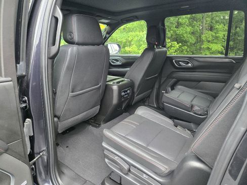 Used 2023 Chevrolet Suburban RST w/ Luxury Package AWD/4WD image 27