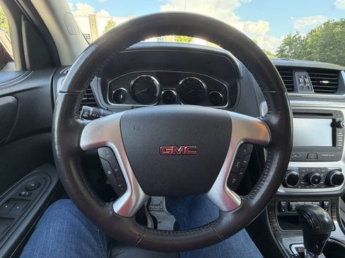 Used 2015 GMC Acadia SLT AWD/4WD image 21