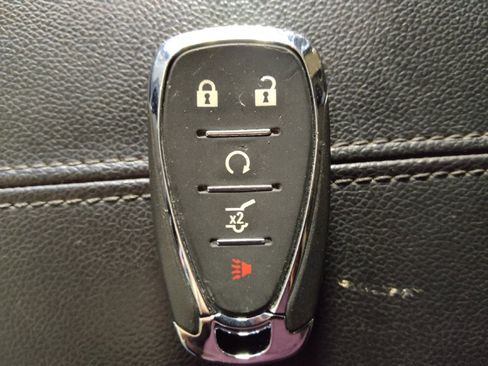 Used 2019 Chevrolet Equinox Premier image 32