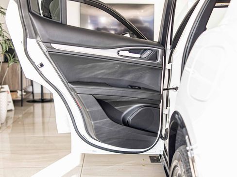 New 2025 Alfa Romeo Stelvio Sprint w/ Veloce Package image 35