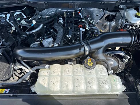 Used 2025 Ford F150 Lariat AWD/4WD image 40