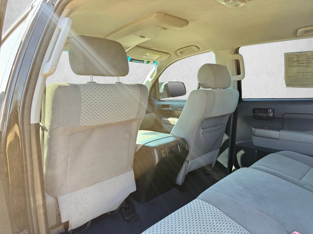 Used 2012 Toyota Tundra 4x4 CrewMax w/ SR5 Pkg image 14