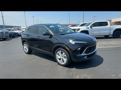 Certified 2024 Buick Encore GX Preferred FWD image 2