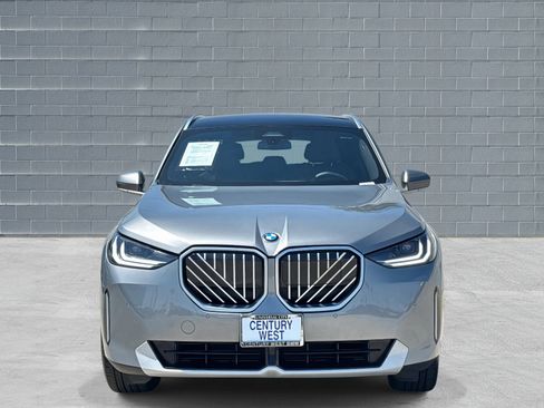 Used 2025 BMW X3 xDrive30i w/ M Sport Package image 3
