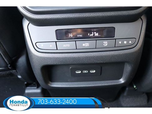 New 2025 Honda Pilot Touring image 28