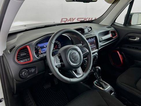 Used 2023 Jeep Renegade Trailhawk image 33