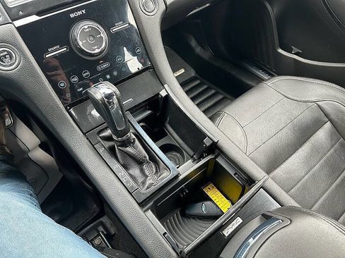Used 2018 Ford Taurus SHO AWD/4WD image 97