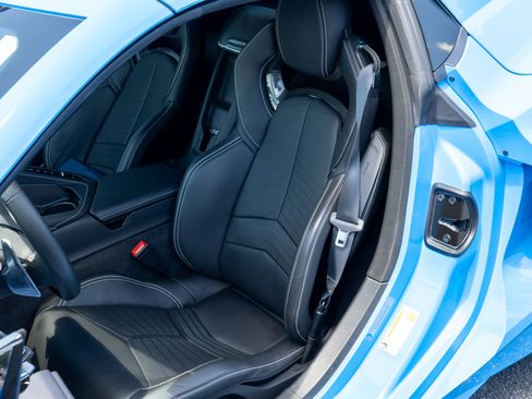 Used 2022 Chevrolet Corvette Stingray Preferred Conv w/ Z51 Performance Package RWD image 39