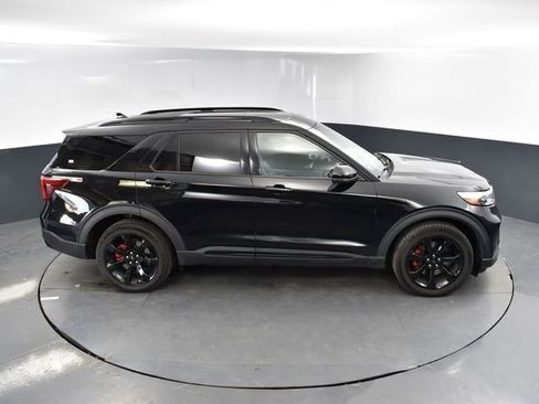 Used 2020 Ford Explorer ST w/ ST Street Pack image 42