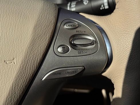 Used 2018 Nissan Murano SL image 33