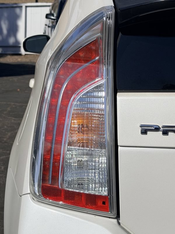 Used 2014 Toyota Prius Two FWD image 10