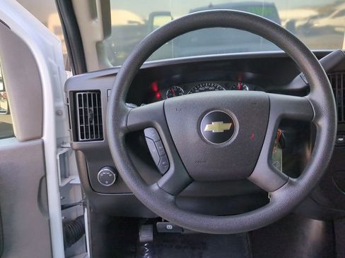 Used 2024 Chevrolet Express 3500 LT w/ LT Preferred Equipment Group RWD image 19