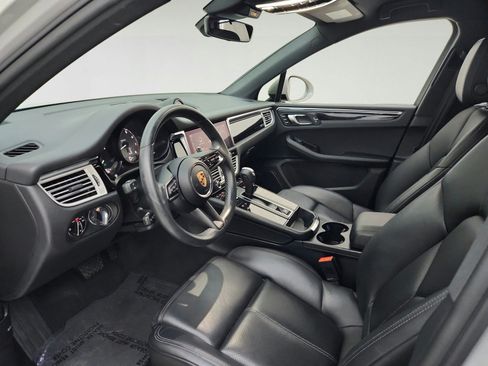Used 2024 Porsche Macan S AWD/4WD image 16
