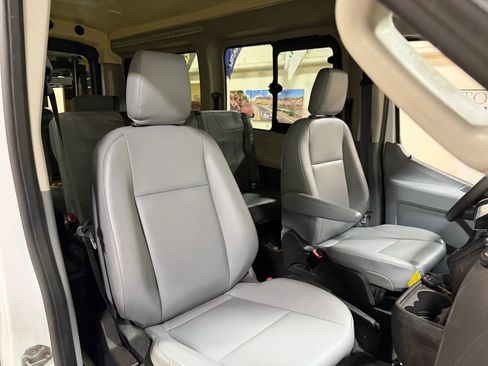 Used 2015 Ford Transit 250 148 Medium Roof w/ Exterior Upgrade Package image 33