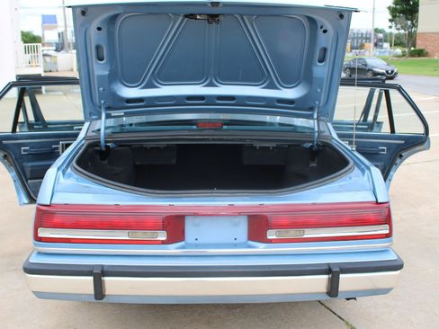 Used 1990 Buick Le Sabre Custom FWD image 9