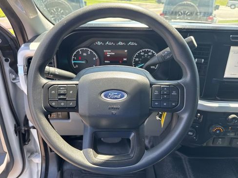 Used 2023 Ford F250 XL w/ XL Chrome Package image 48