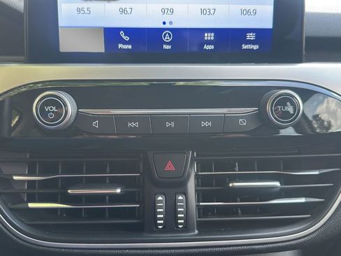 Used 2020 Ford Escape SEL image 21