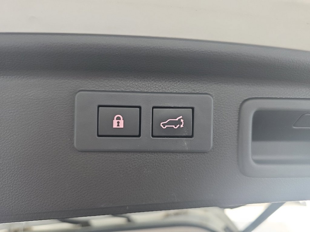 Used 2020 Subaru Forester Premium AWD/4WD image 17