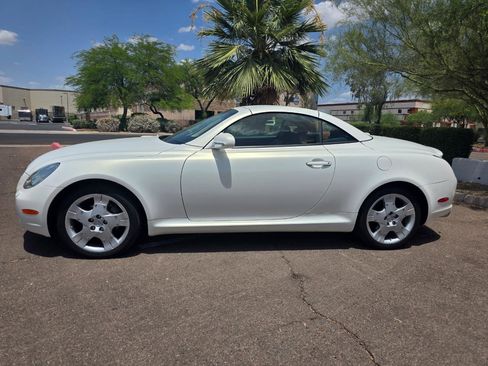 Used 2004 Lexus SC 430 Convertible RWD image 7