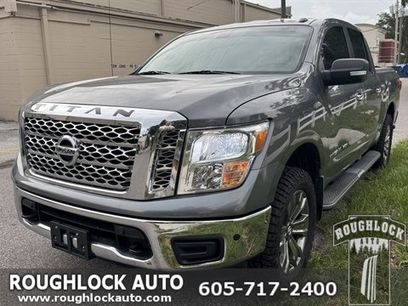 Used 2018 Nissan Titan SV w/ SV Convenience Package